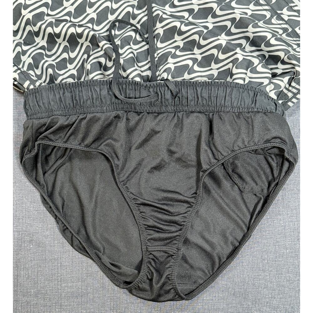 Nike Dri-FIT Tempo Icon Clash Shorts M Gray Black 4" Running Athletic Women - Picture 5 of 11